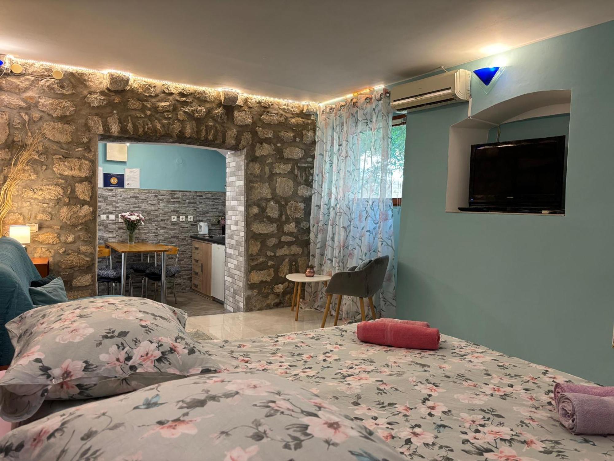 Apartments Hana Makarska Bagian luar foto